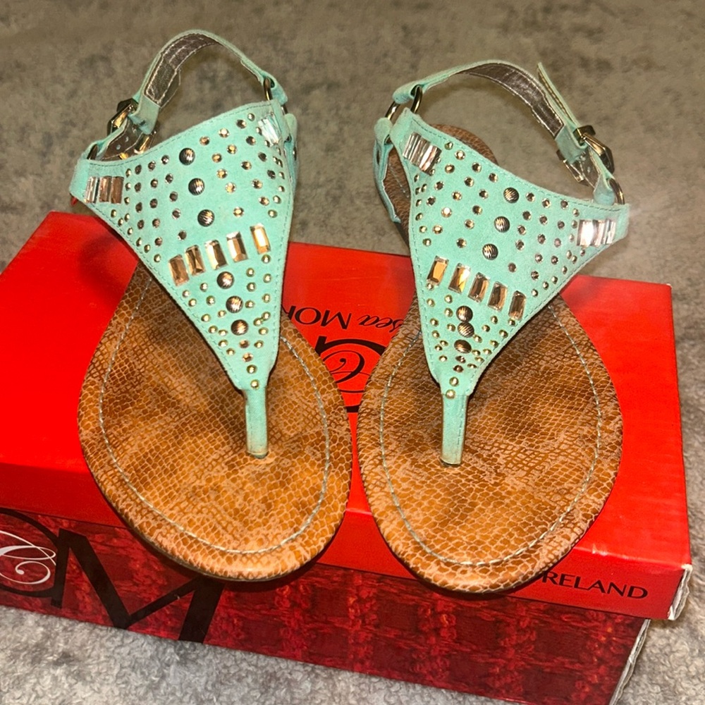 Women’s Sandals